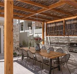 5 bedroom villa with indoor and outdoor pool in Chania town, sleeps 10